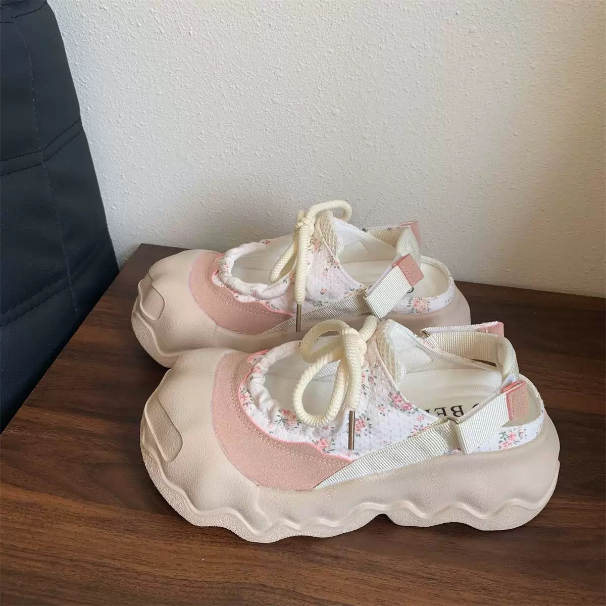 4838Women's casual shoes