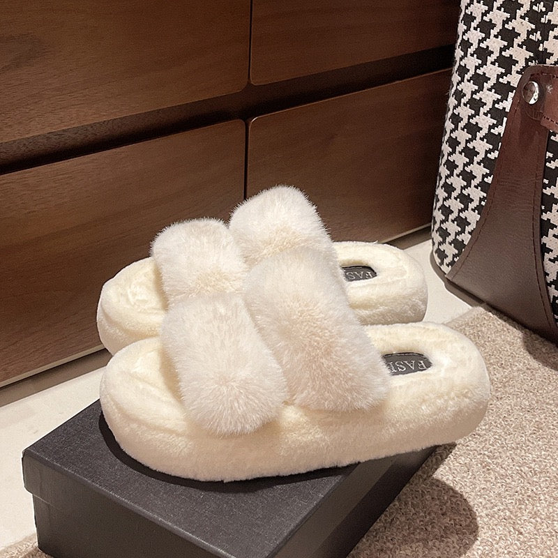 3241 Mule Slippers