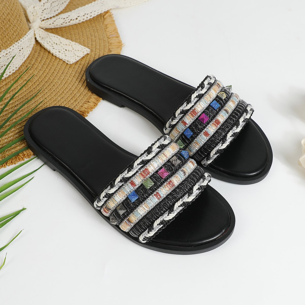 3736 Ladies‘ Fashion Slippers