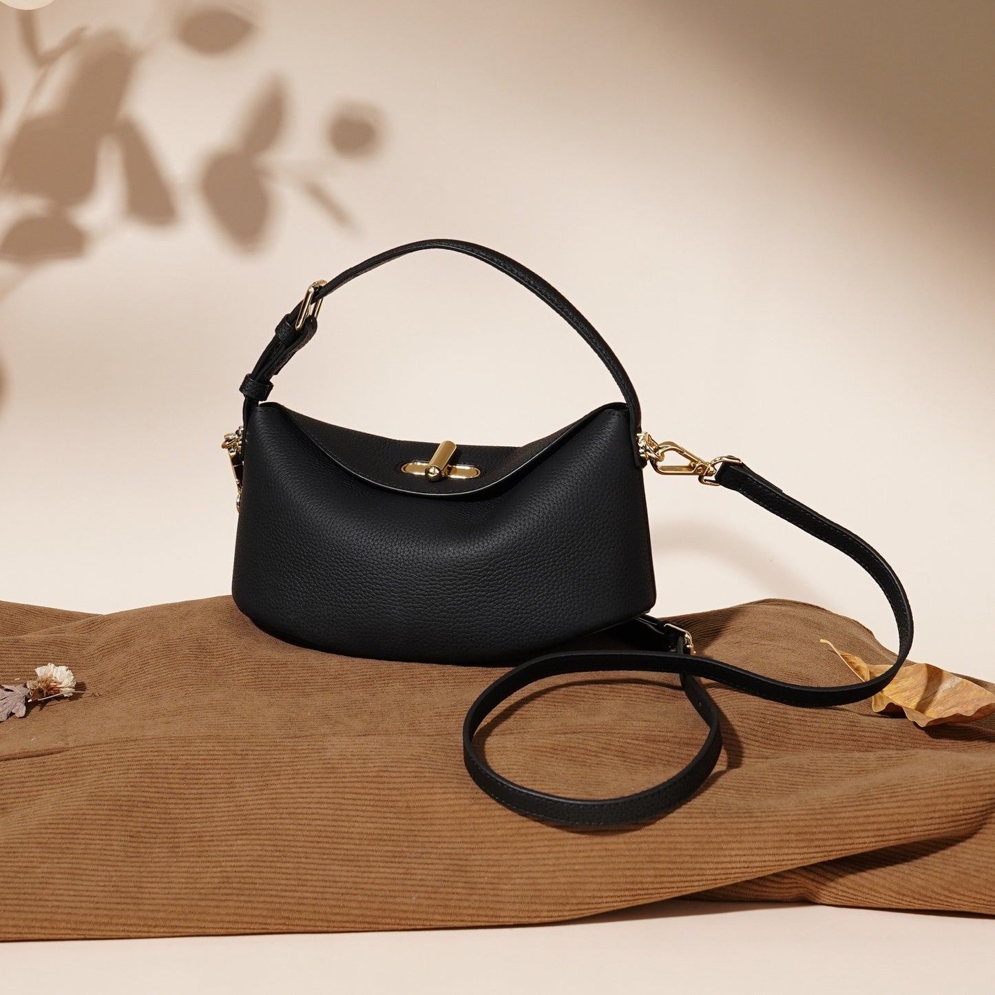 3875 Stylish Crossbody Bag