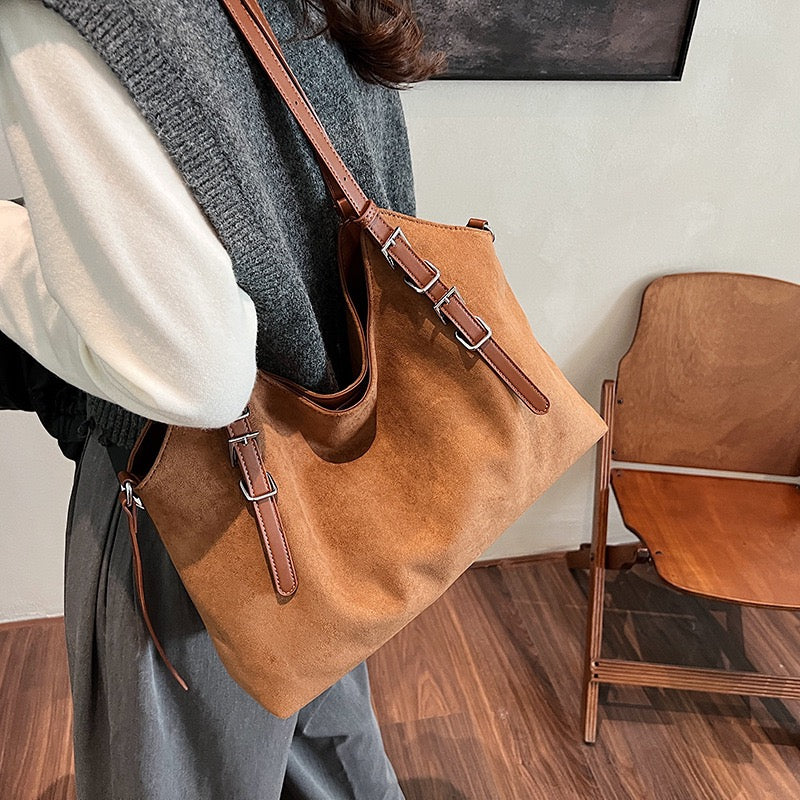 3274 Tote Bag