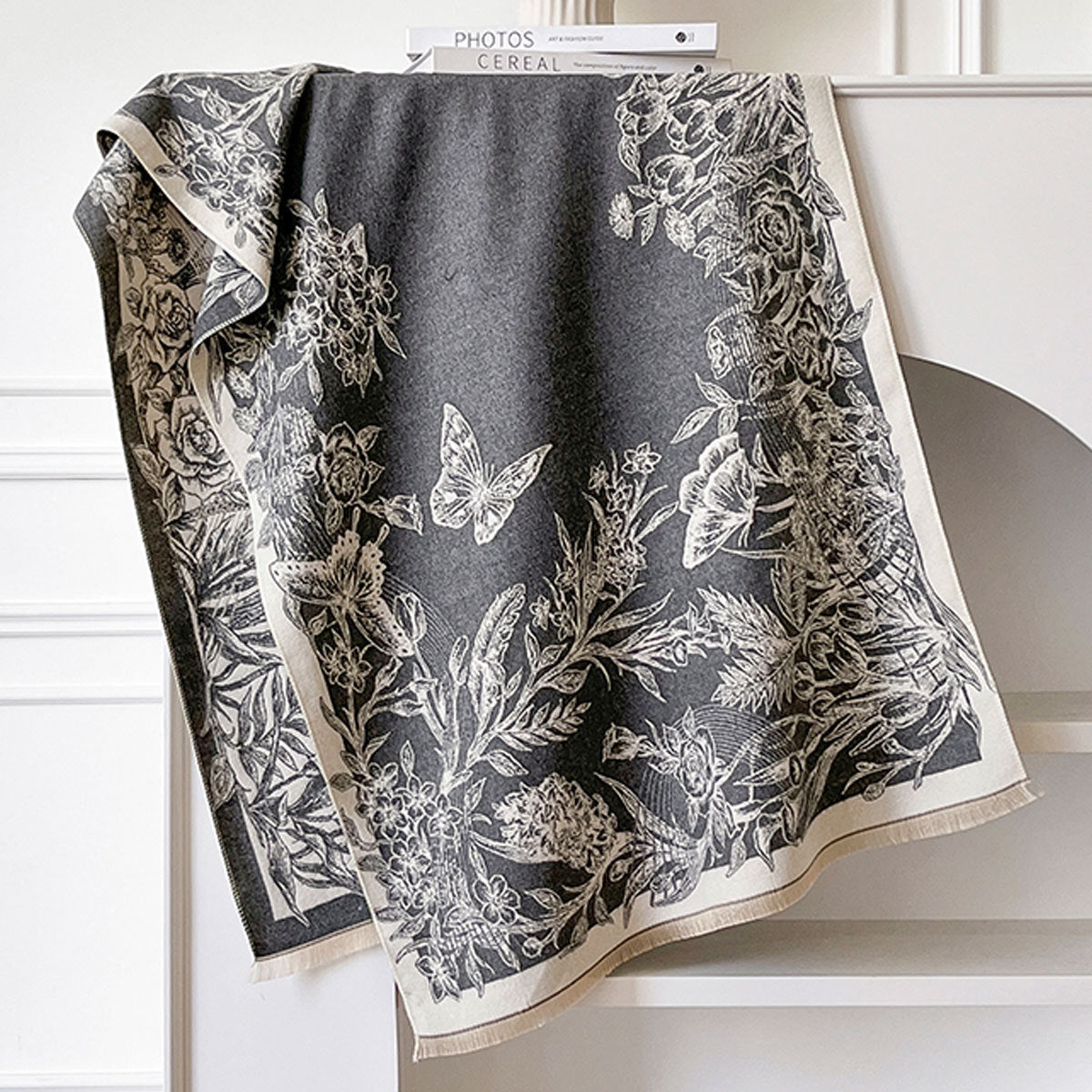 3687New classic scarf