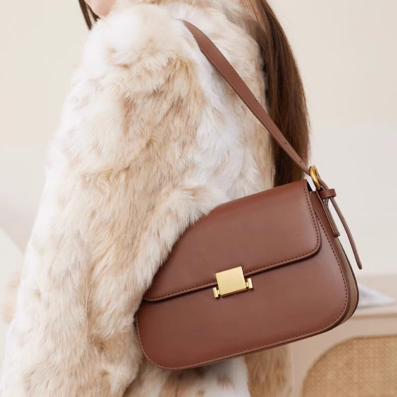 2862New crossbody bag