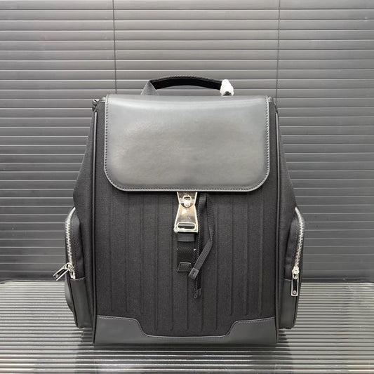 4639 genuine leather backpack