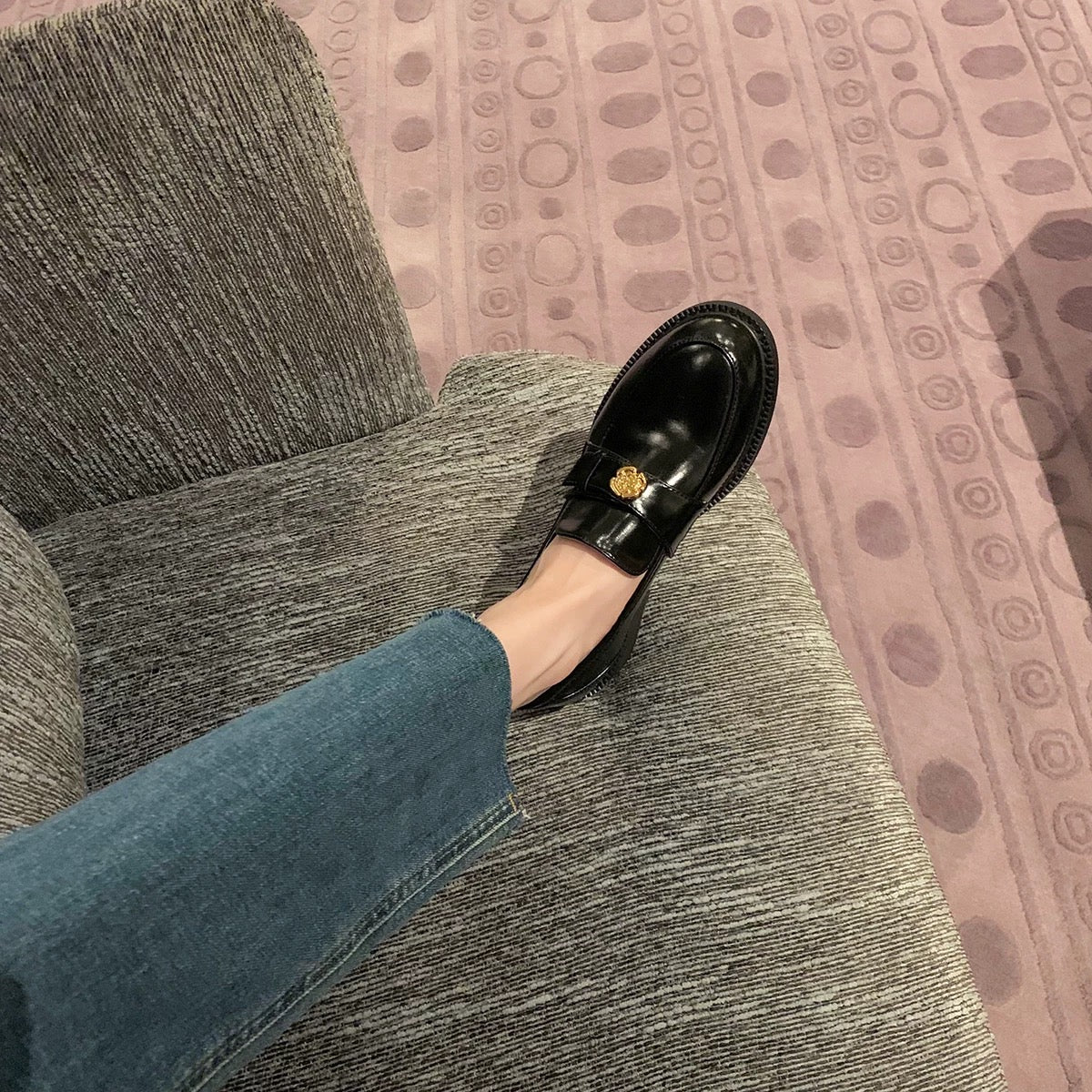 4380 patent leather loafer