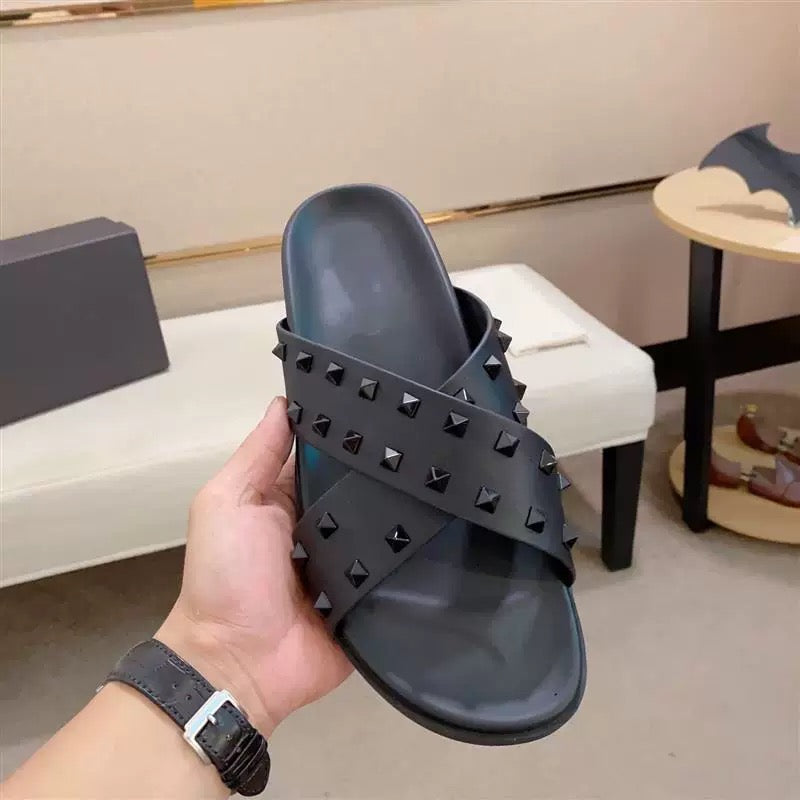 4705 rivet slippers