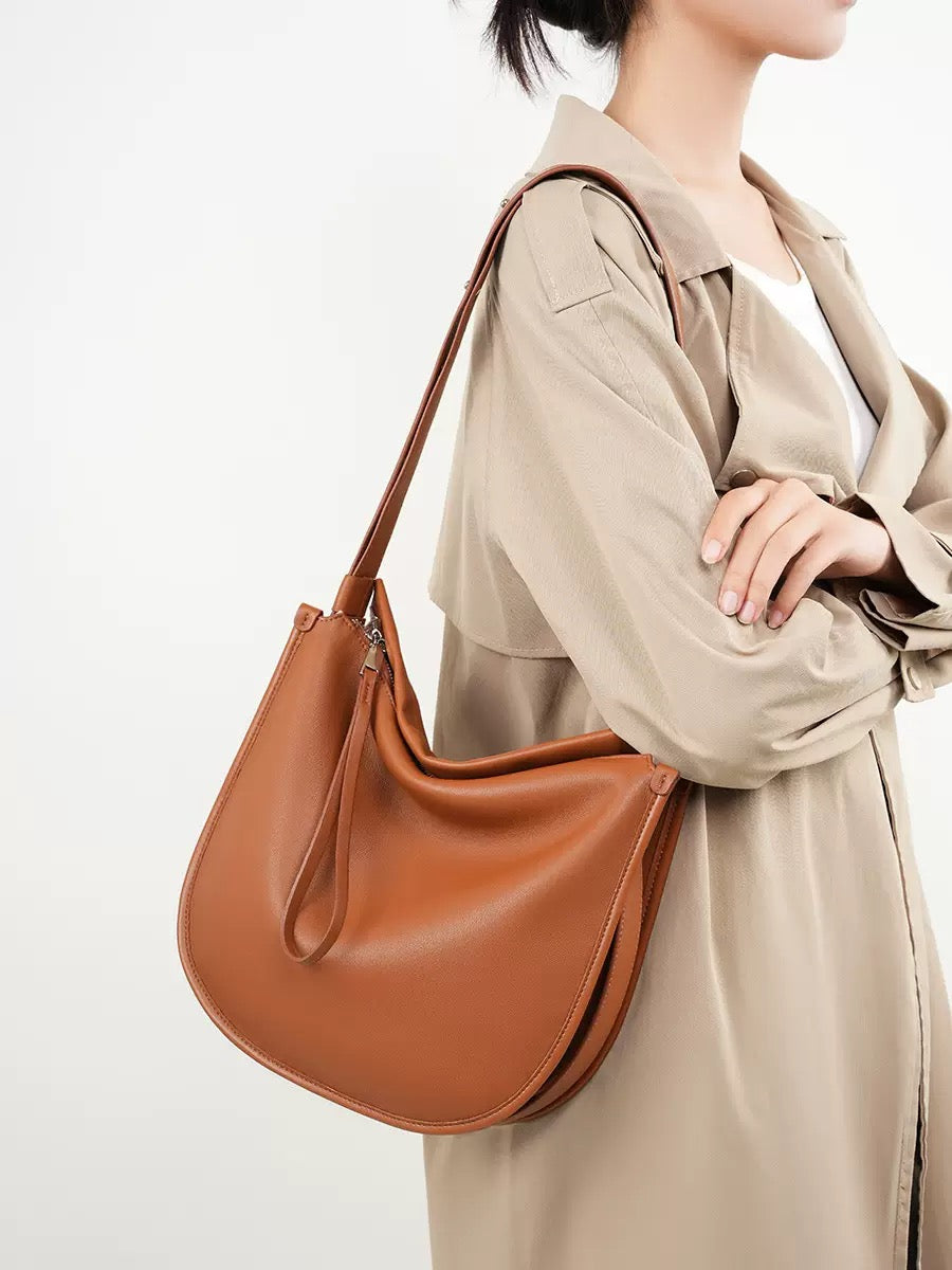 4785Real leather handbag