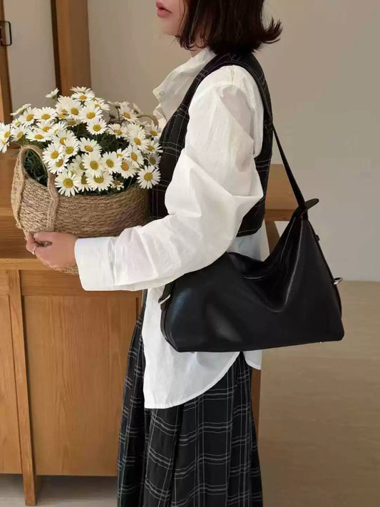 4767Fashionable handbag