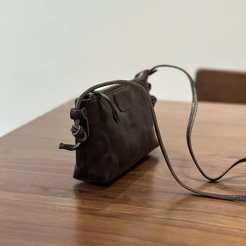 5153Real leather crossbody bag