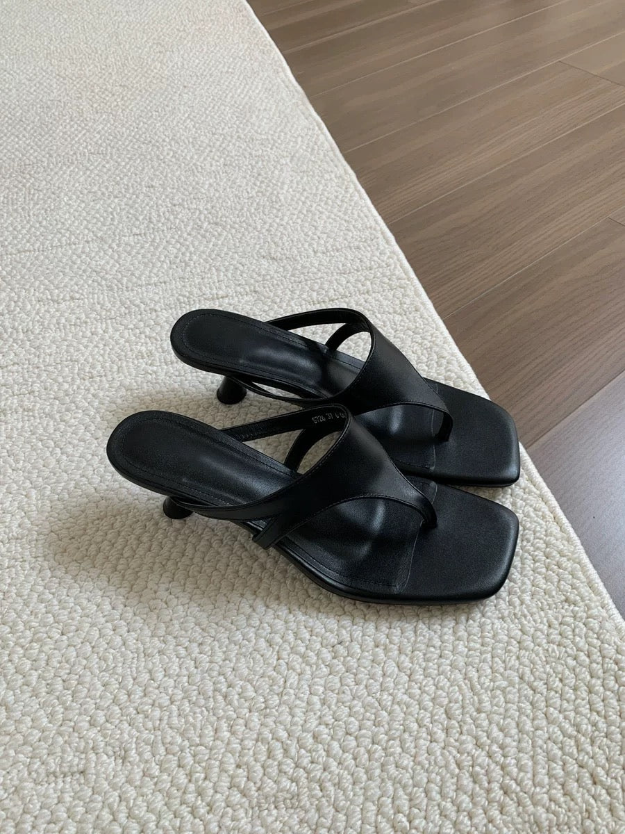 4479 women flip flops