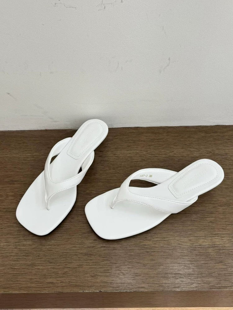 4649 women's flip flop