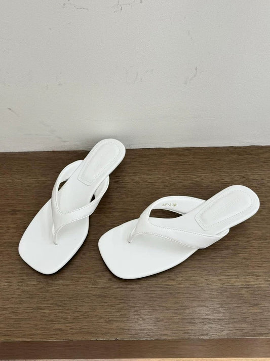 4649 women's flip flop