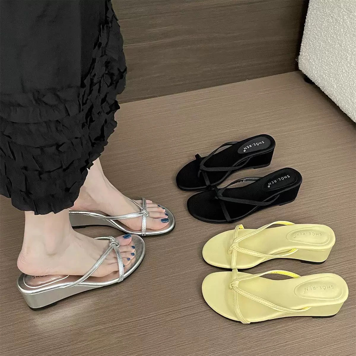 4242New slippers