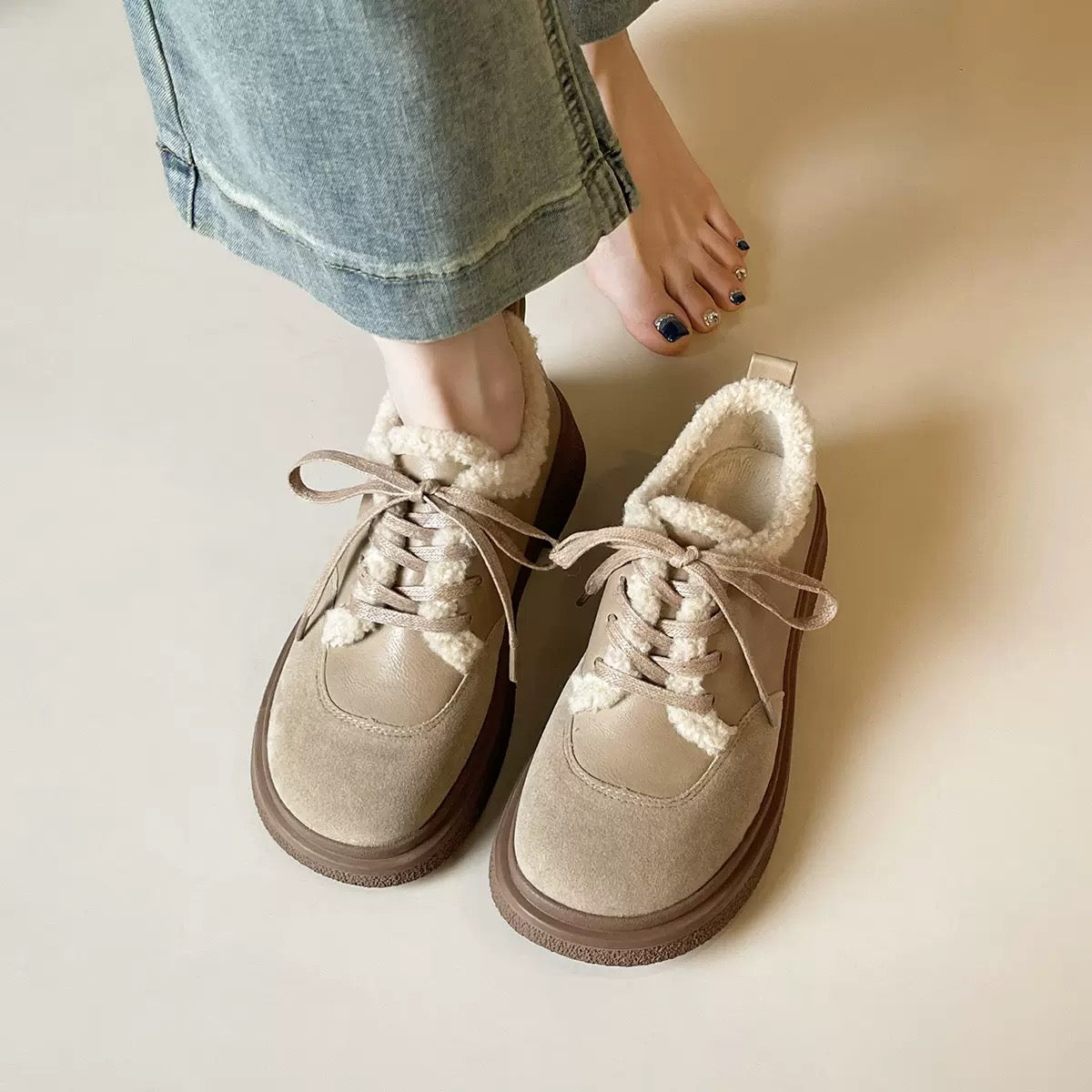 5135Winter shoes