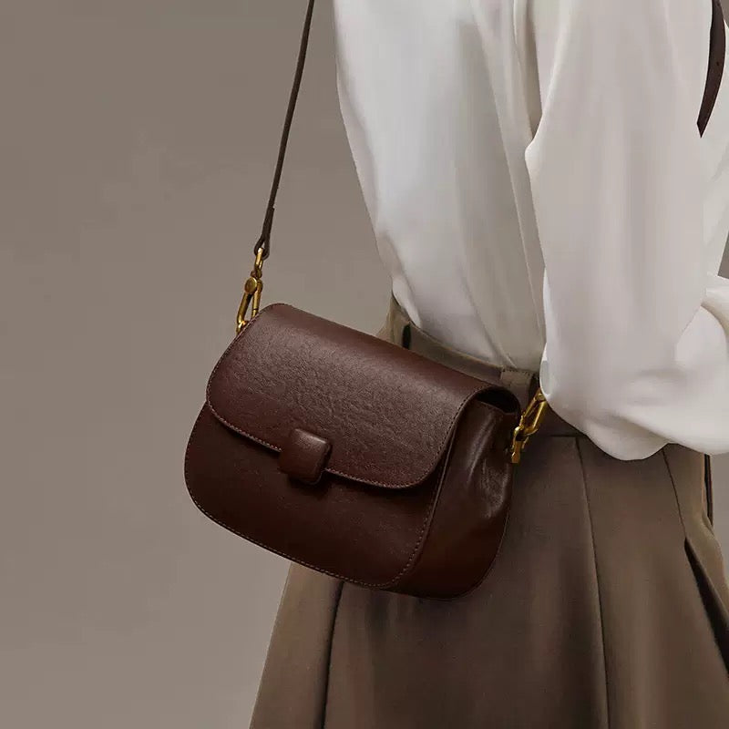 4800Classic crossbody bag