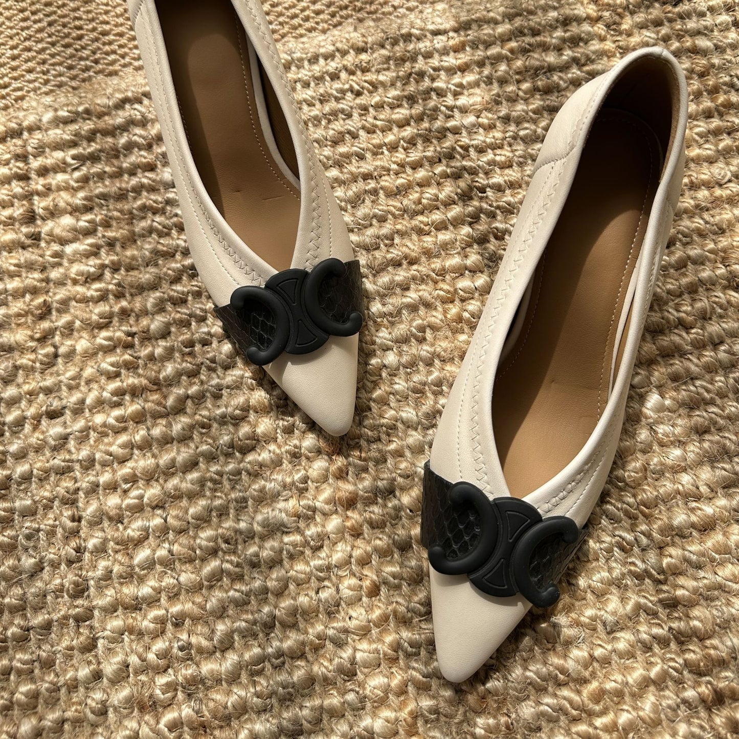 3183 Women's Fashion Flats