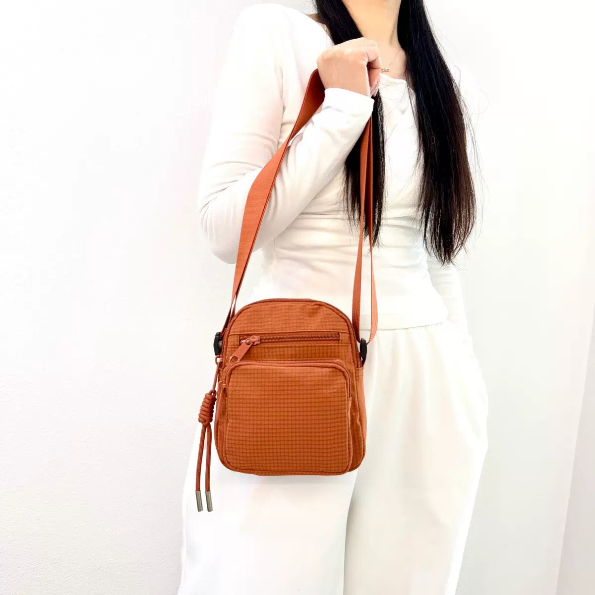 4784High-quality handbags