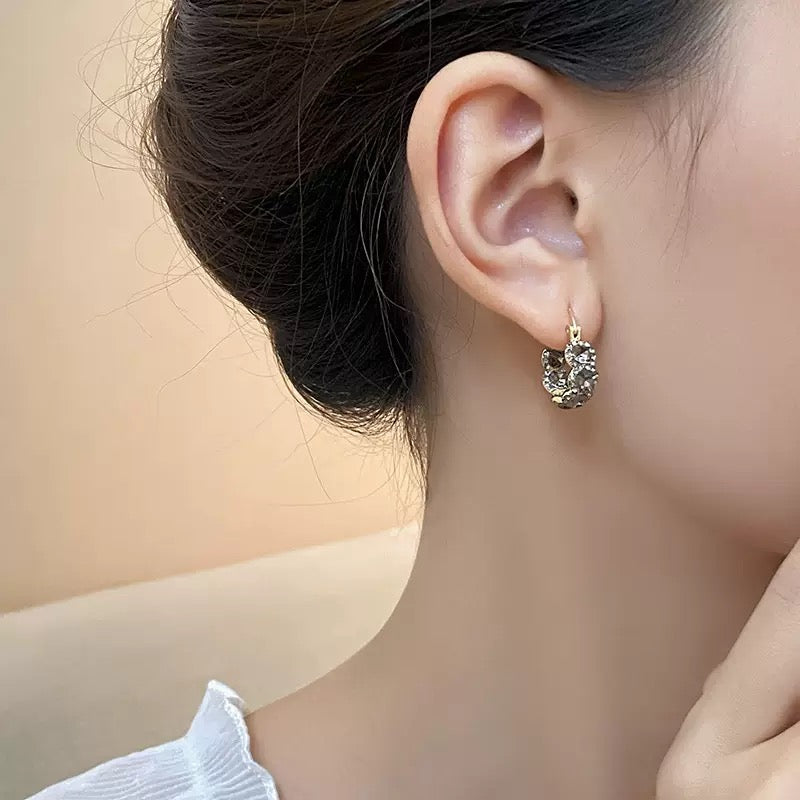 4749New earrings