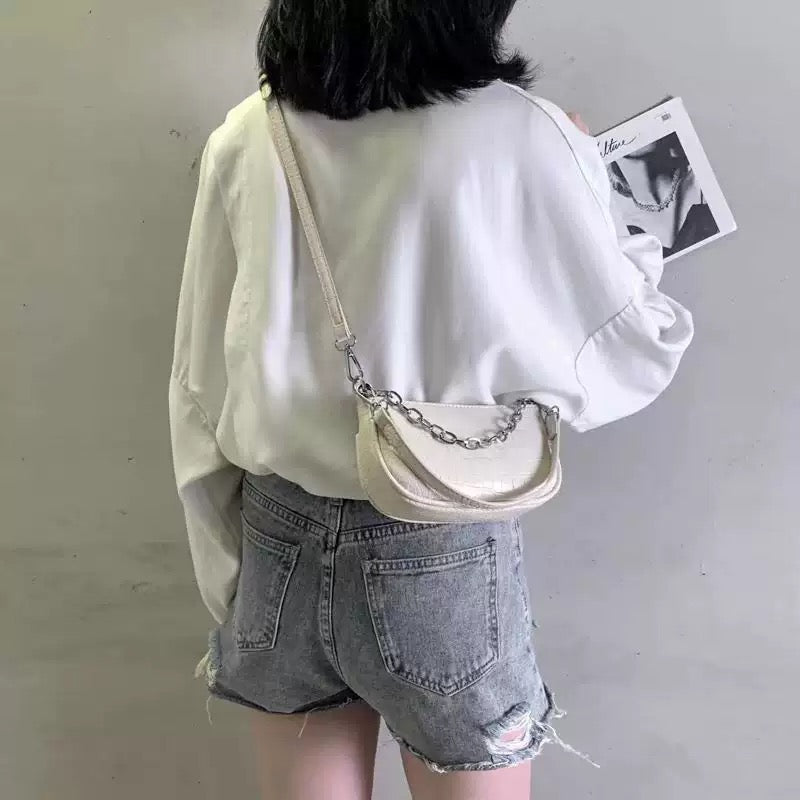 4714Fashionable crossbody bag