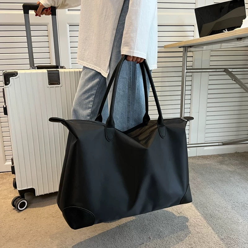 4476 large nylon duffle