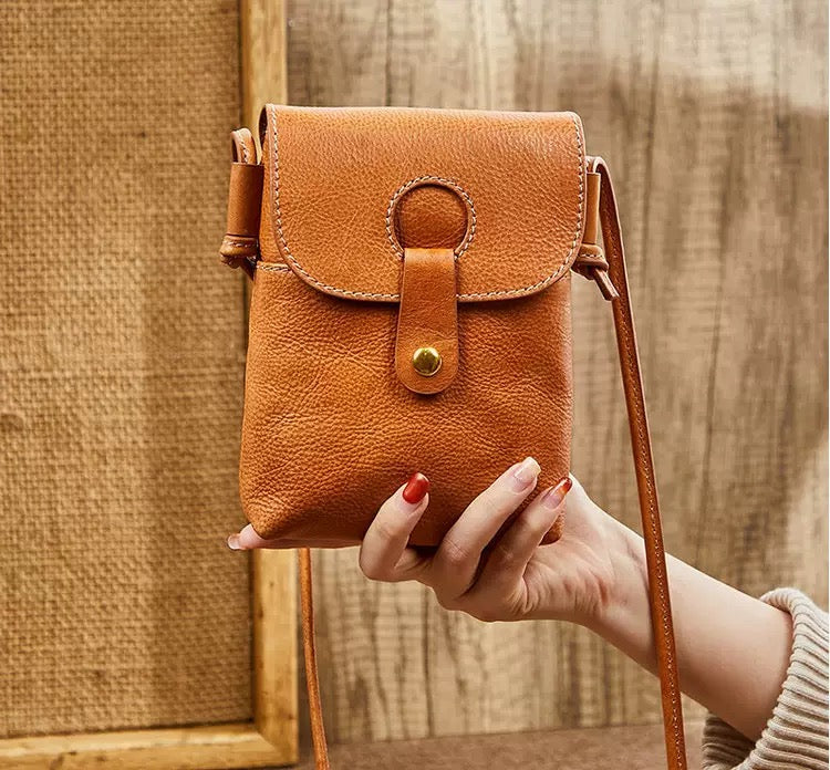 4715Real leather phone case