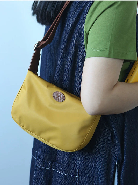4245 canvas crossbody bag