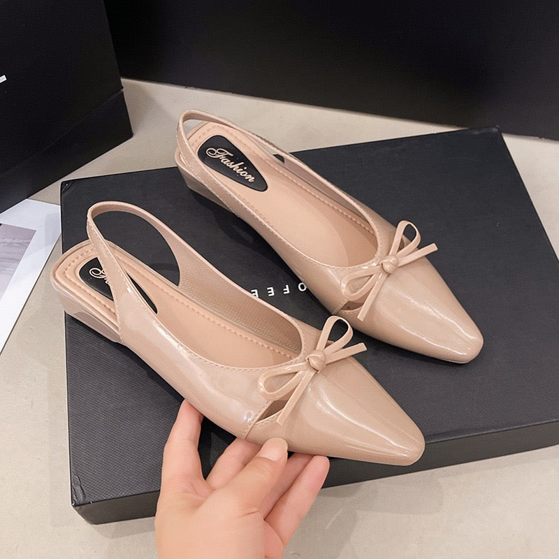 4096 fashion pointed-toe sandals