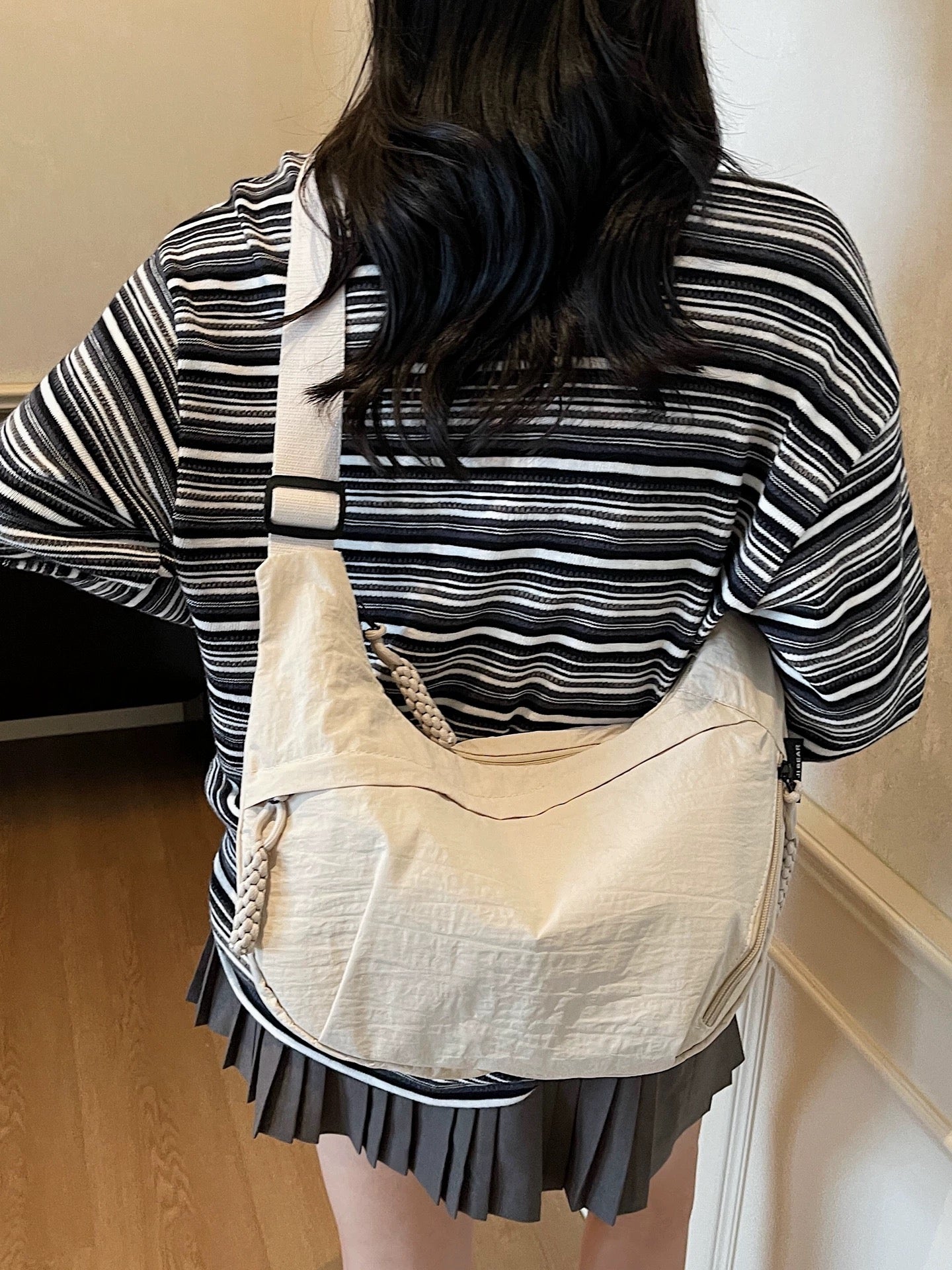 4537 nylon crossbody bag