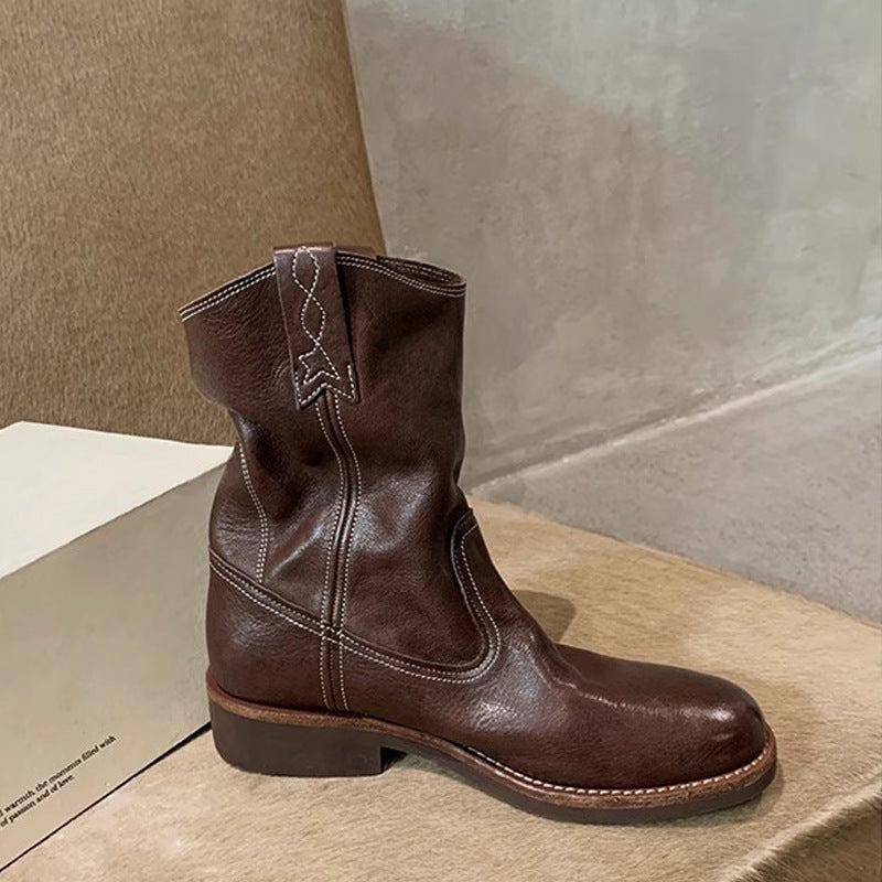 3193Classic booties