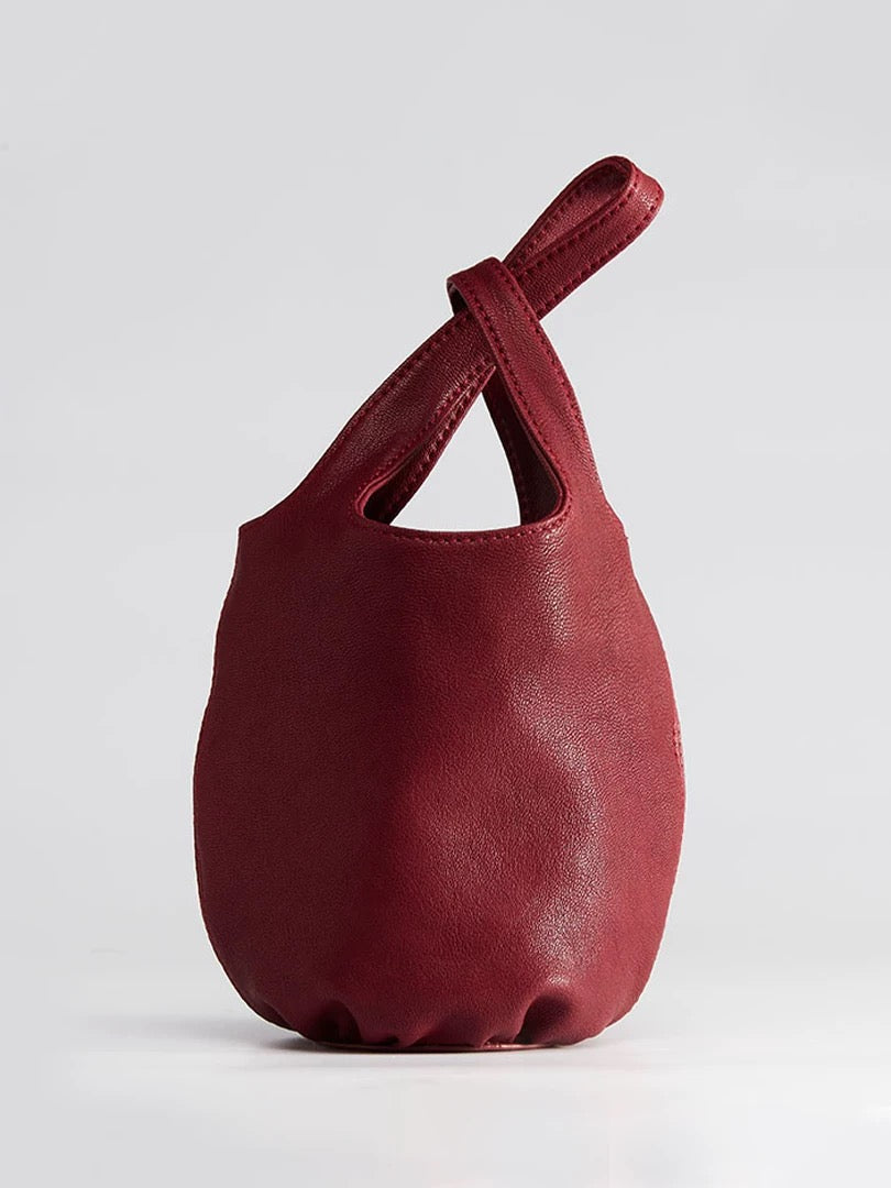 4468 genuine leather bucket bag