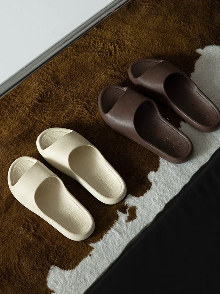 4398 summer cozy slippers
