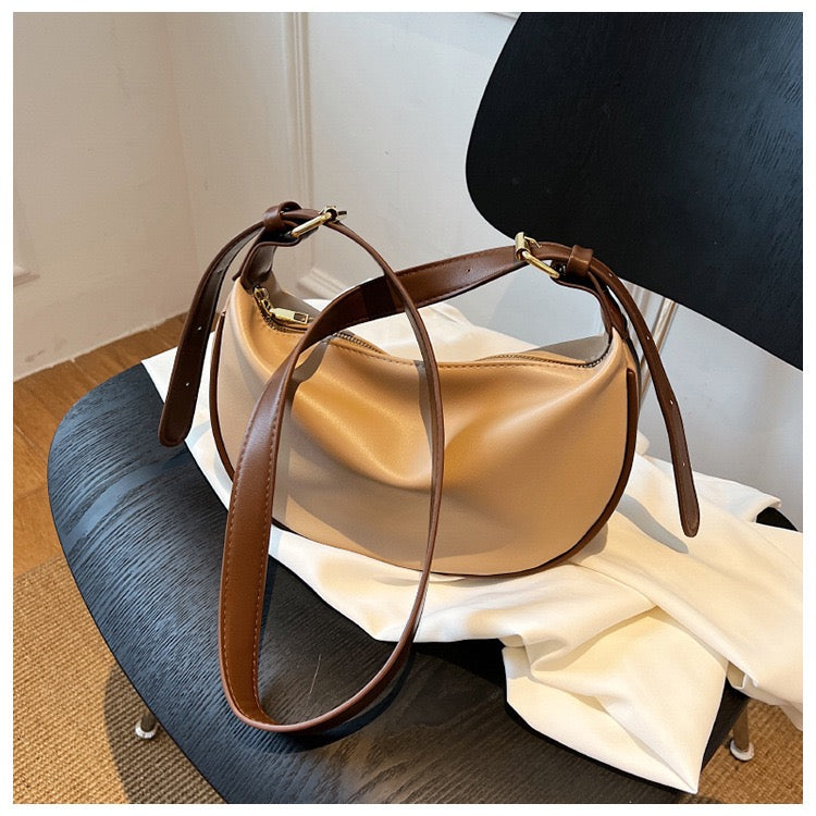 3401 Crossbody Bag
