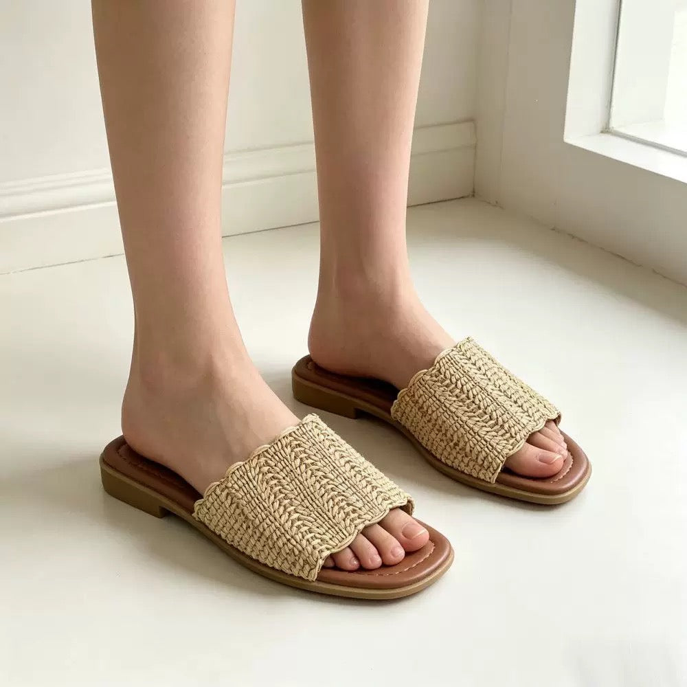 4799Summer slippers