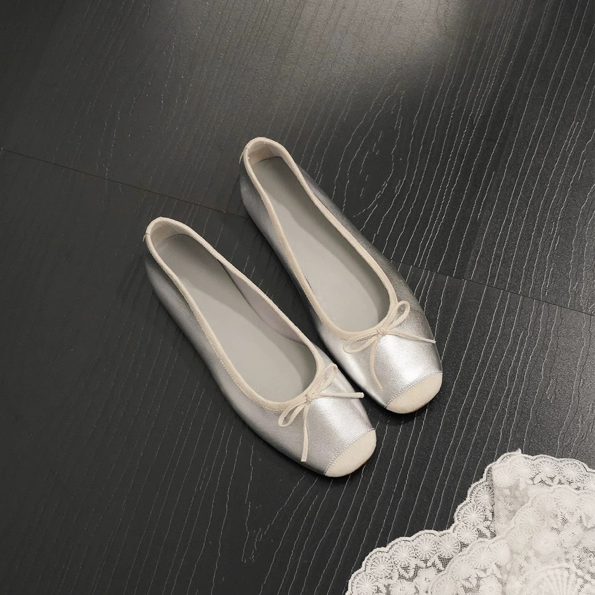 4400 genuine leather flats