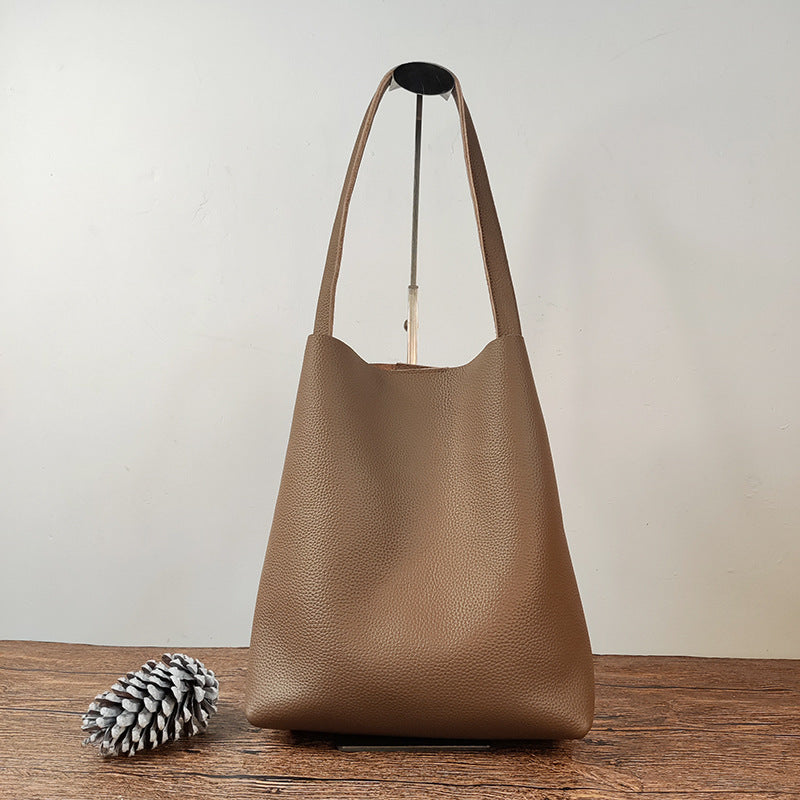 2041 large bucket handbag