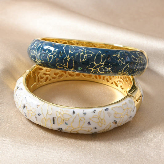 2298 enamel bracelet