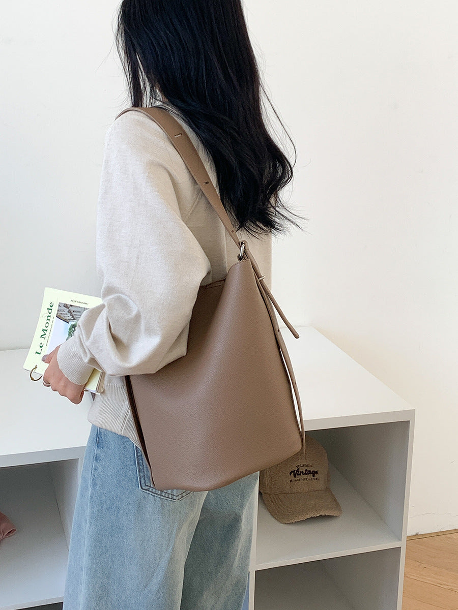 2046 fashion bucket handbag
