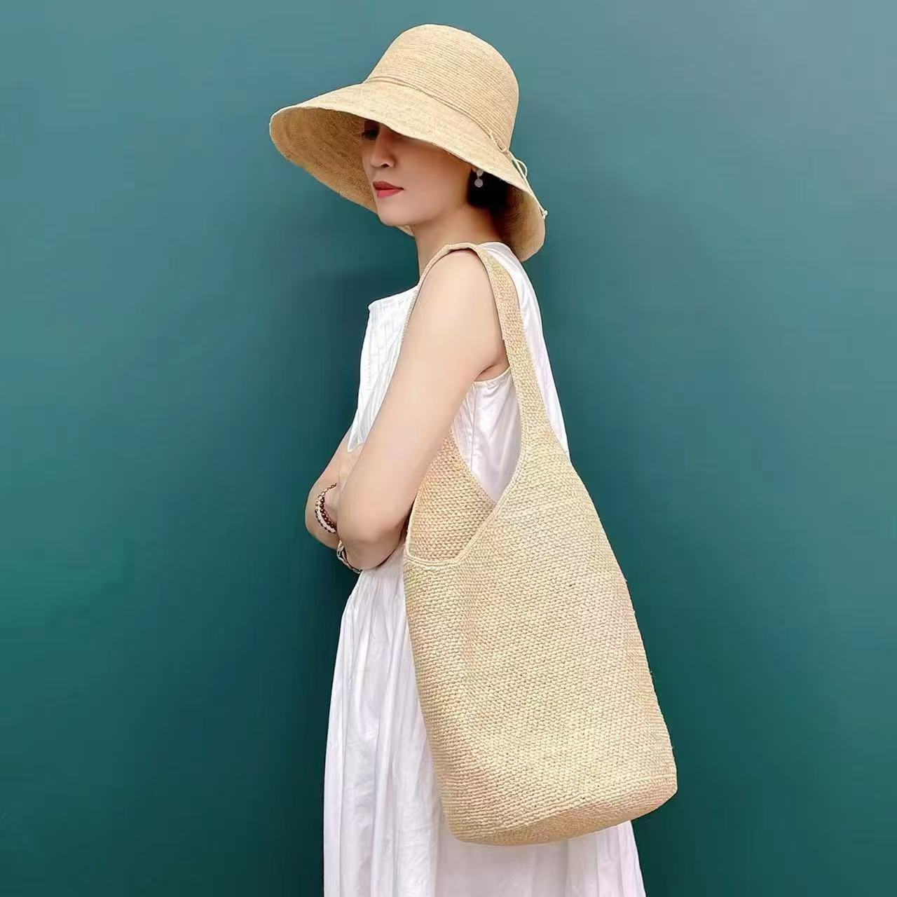 2054 raffia weave beach handbag