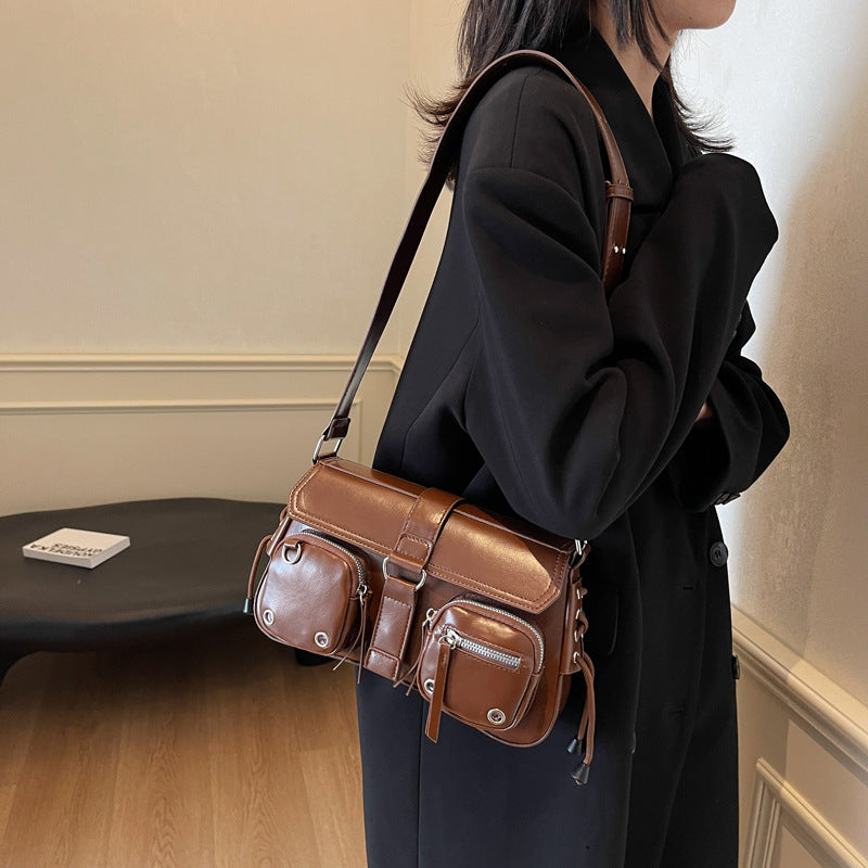 2062 New design baguette bag