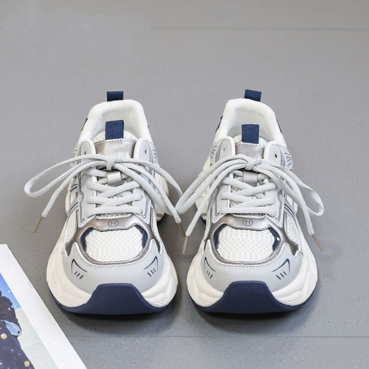 0816A women casual sneaker