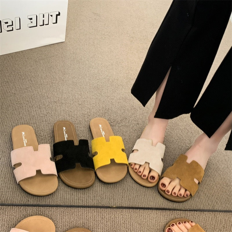 3165 Women's Fashion Slippers