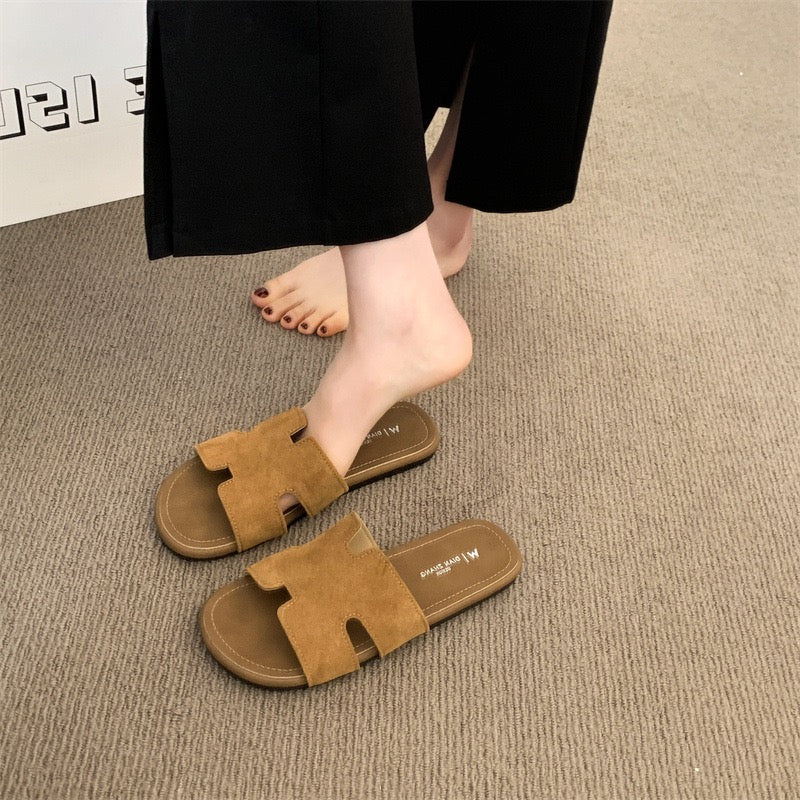 3165 Women's Fashion Slippers