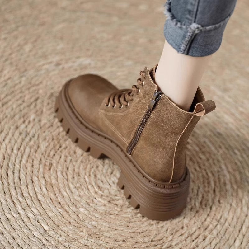 3244 Flat Boots
