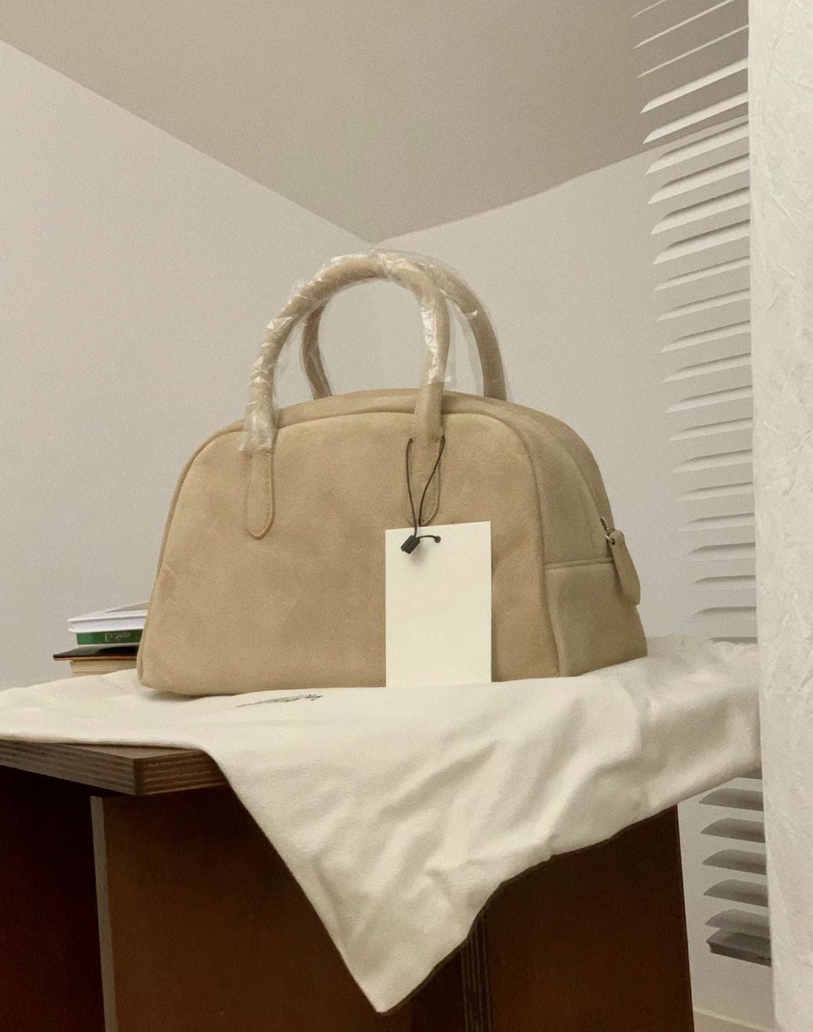 3304 Stylish handbag