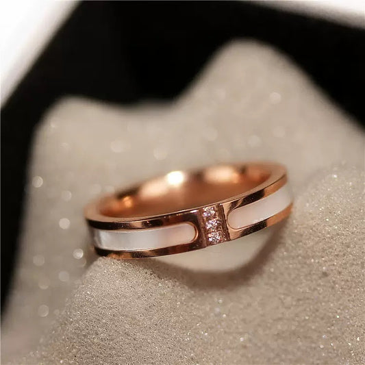 3621 Stylish Ring