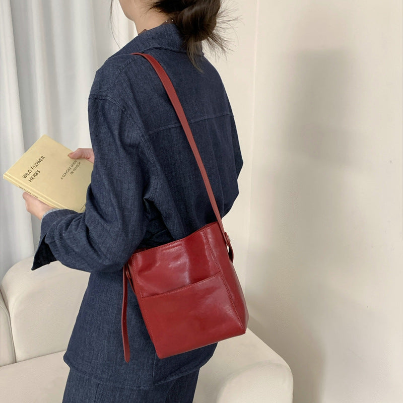 2217 small bucket handbag