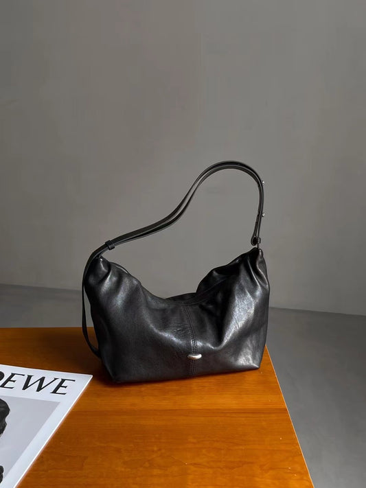 2579 lambskin soft handbag