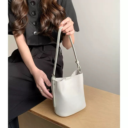 2840 solid genuine leather bucket