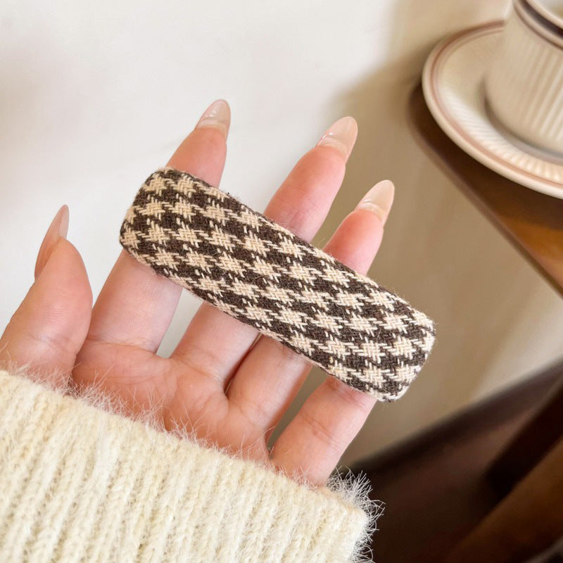428 hair clip