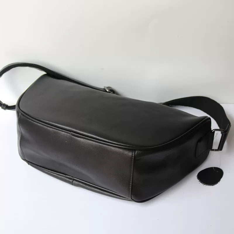 1677 Women's crossbody handbag